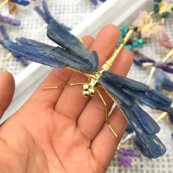 Natūralių kristalų amatų mėlyna kianitas drugelis gyvūnų statula vidaus apdaila